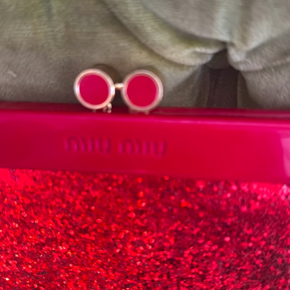 Miu Miu Red Glitter kiss lock snap coin purse - Picture 3 of 4